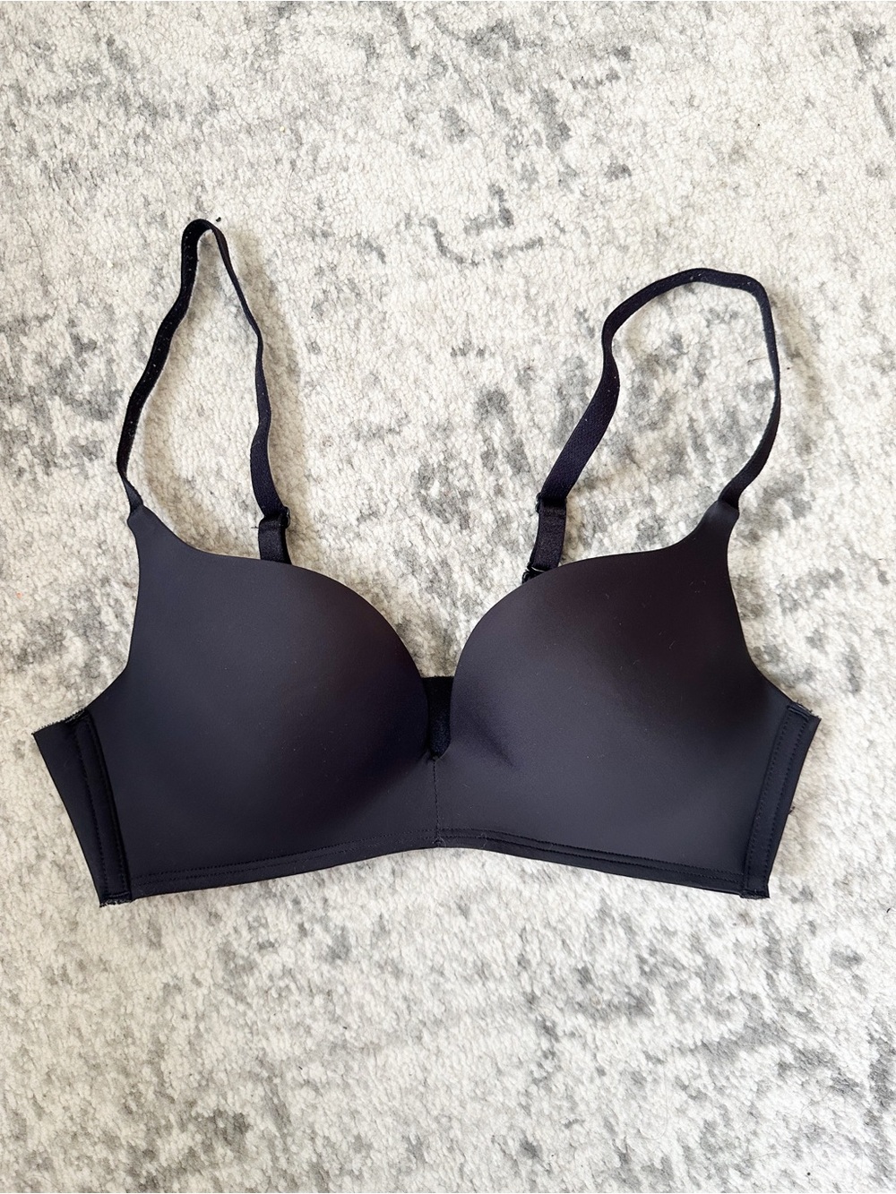 ⭐️3/$30⭐️ (bundle deal) Maidenform Wire Free Push Up Bra 34A